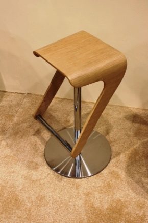Барные дизайнерские стулья в современном интерьере